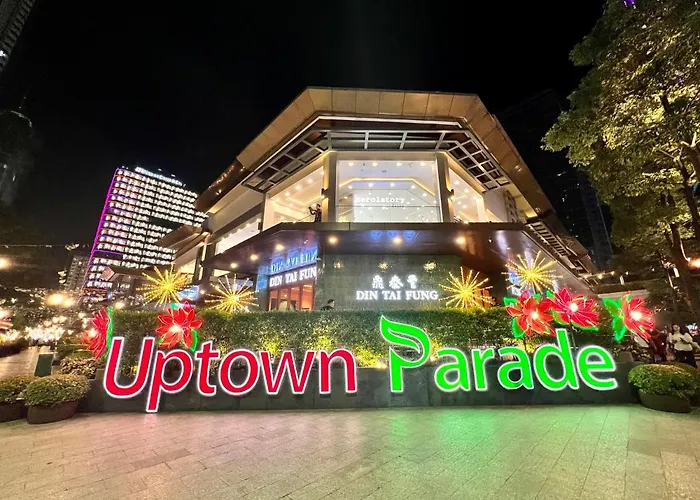 Free Welcome Breakfast, Big Bgc 2br, Great For 6, 300mbps Fiber, Steps To Mitsukoshi & Uptown, 25r