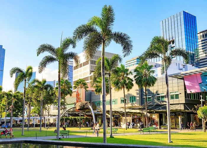 Apartment Free Welcome Breakfast, Big Bgc 2br, Great For 6, 300mbps Fiber, Steps To Mitsukoshi & Uptown, 25r